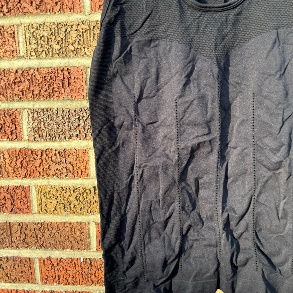 Fabletics Black Bodycon Athletic Breathlable Race… - image 2